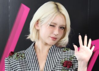 Jeon Somi xin lỗi vì thiết kế sản phẩm mỹ phẩm giống biểu tượng Chữ thập đỏ Jeon Somi xin lỗi vì thiết kế sản phẩm mỹ phẩm giống biểu tượng Chữ thập đỏ (Ảnh: Internet)