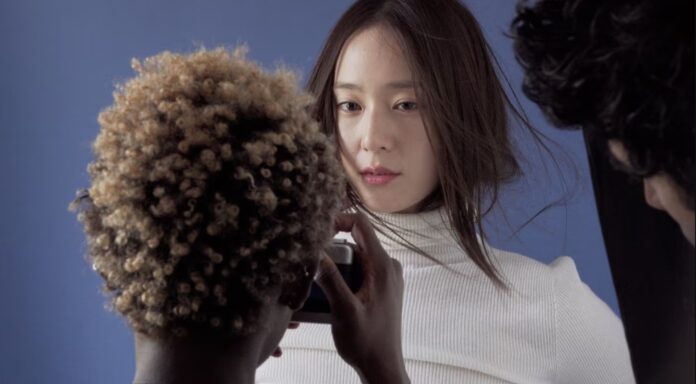 Krystal sẽ phát hành single đầu tay sau 16 năm ra mắt (Ảnh: Internet)