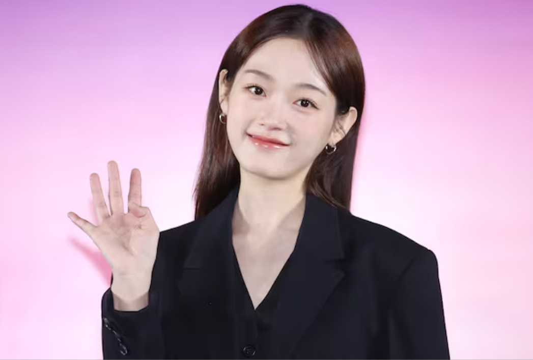 Vai diễn mới của Lee You Mi được khen ngợi nhờ khả năng nhập vai cực đoan, thể hiện trauma và sự kiên cường một cách đáng kinh ngạc. Đây cũng là lý do cô tiếp tục được xem là một trong những nữ diễn viên tài năng và dũng cảm nhất Hàn Quốc (Ảnh: Internet)