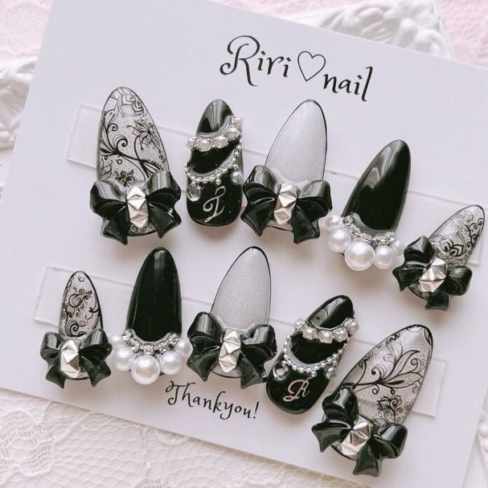 Đính nơ và ngọc trai Đính nơ và ngọc trai