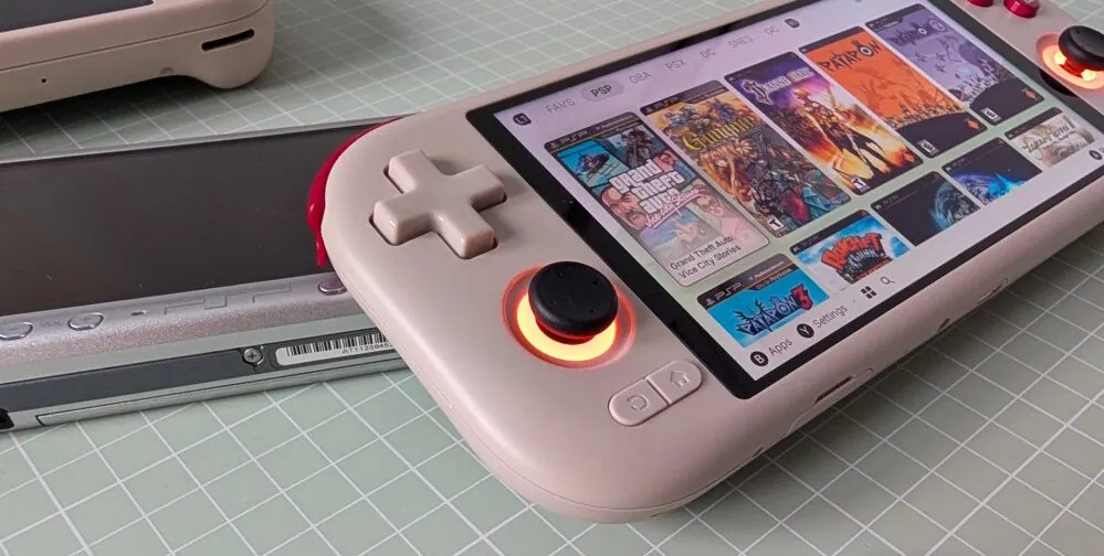 Cần điều khiển và D-pad của máy chơi game MANGMI AIR X (Ảnh: Internet)