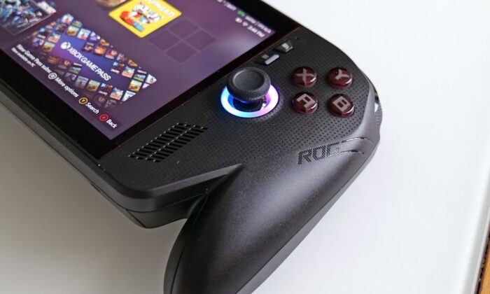 Cũng giống như tay cầm của máy Xbox truyền thống, ROG Xbox Ally X có bố cục nút bấm ABXY (Ảnh: Internet) Cũng giống như tay cầm của máy Xbox truyền thống, ROG Xbox Ally X có bố cục nút bấm ABXY (Ảnh: Internet)