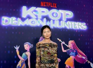 Trong “K-Pop Demon Hunters”, May Hong đảm nhận vai Mira – một thành viên nhóm nhạc nữ bí mật chiến đấu chống lại thế lực siêu nhiên đe dọa thế giới K-pop. Bộ phim đạt kỷ lục lượt xem trên Netflix chỉ sau vài ngày phát hành và được khen ngợi vì cách kết hợp giữa âm nhạc, hành động và yếu tố văn hóa Hàn (Ảnh: Internet)