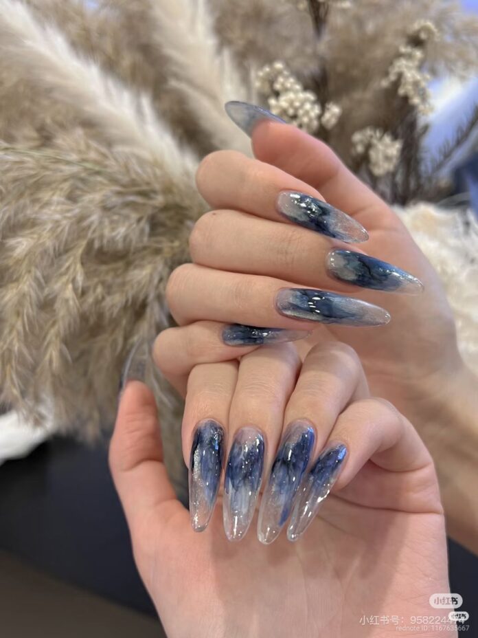 Ombre tên nền móng trong tạo hiệu ứng vân đá