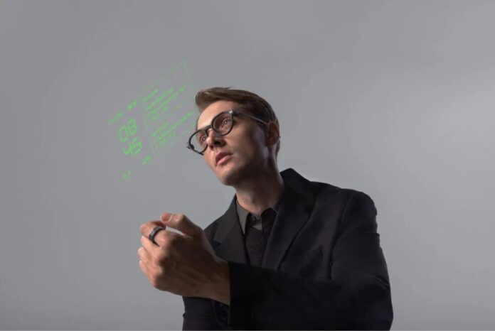 Kính thông minh và nhẫn thông minh của thương hiệu Even (Ảnh: Internet)