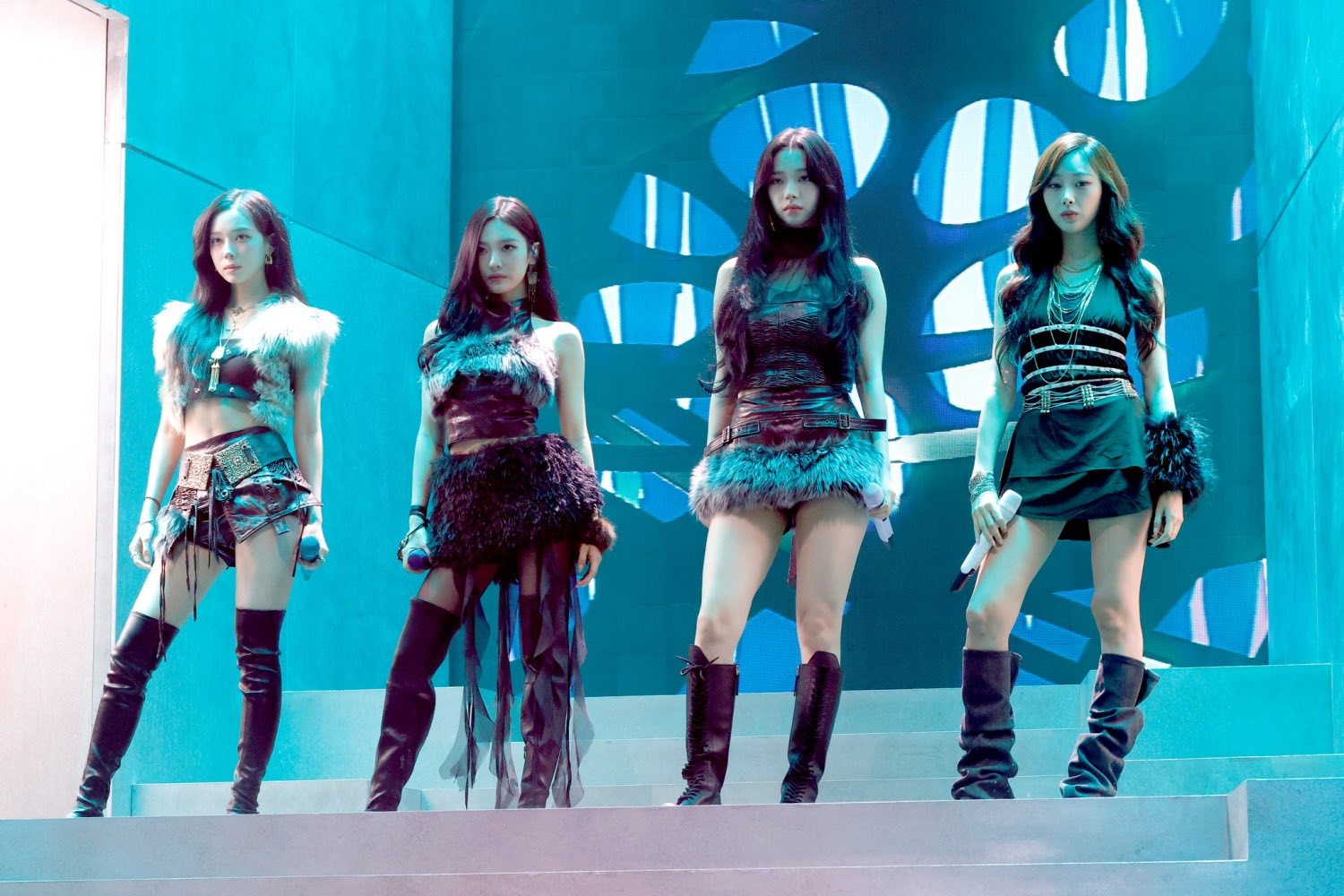 Lần xuất hiện gây náo loạn trên đất Mỹ của aespa (Ảnh: Internet)