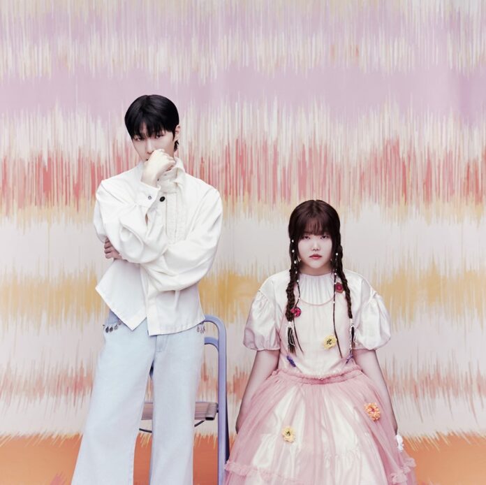 AKMU đã rất thành công với đội hình hai anh em và thu về loạt bản hit (Ảnh: Internet)