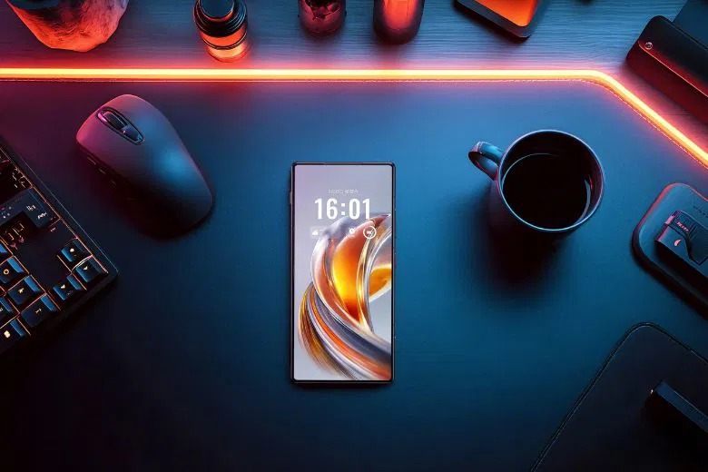 Nubia Z80 Ultra ra mắt toàn cầu với Snapdragon 8 Elite Gen 5, pin 7200 mAh và sạc nhanh 80W