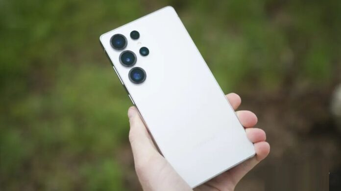 Điện thoại Galaxy S25 Ultra của Samsung (Ảnh: Internet) Điện thoại Galaxy S25 Ultra của Samsung (Ảnh: Internet)