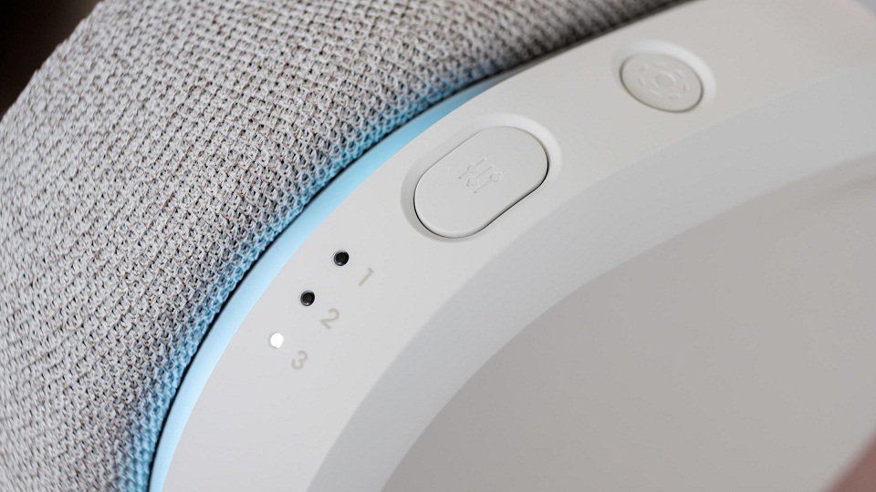 Cận cảnh nút EQ của tai nghe Fractal Scape (Ảnh: Internet)