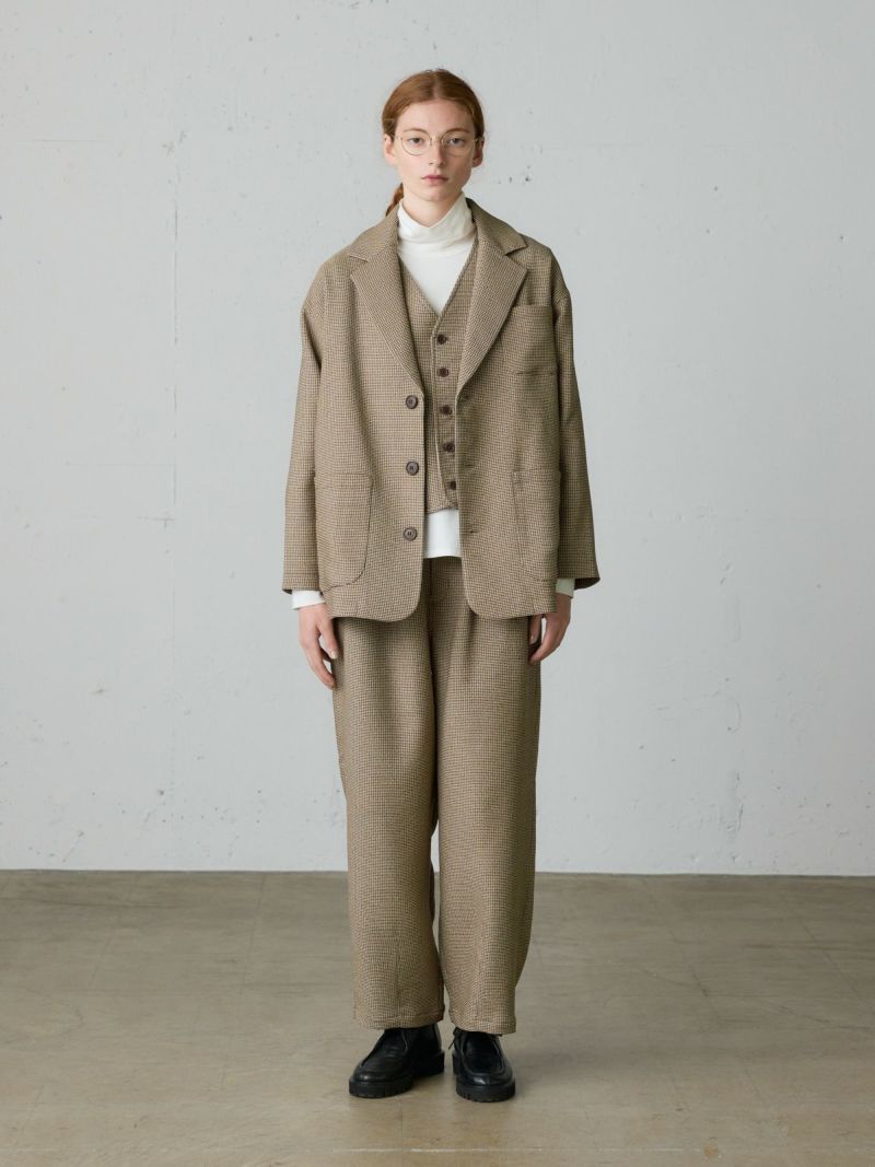 Áo cổ lọ và áo vest may đo