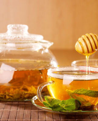 trà và mật ong