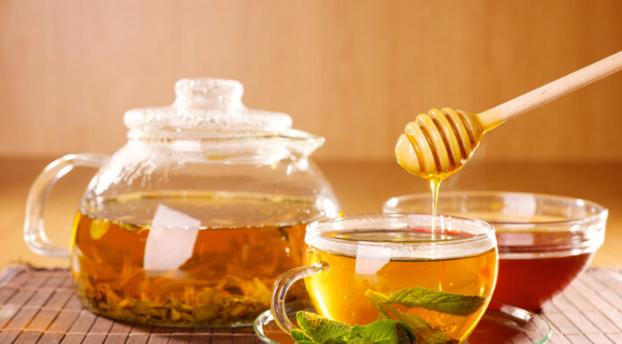 trà và mật ong