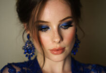 Tỏa sáng mùa lễ hội: Gợi ý các kiểu trang điểm hoàn hảo cho tiệc Giáng Sinh Phấn mắt xanh băng giá và son bóng