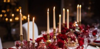 10 màu sắc trang trí Giáng Sinh 2025 sang trọng, rực rỡ mà không kém phần thanh lịch 10 màu sắc trang trí Giáng Sinh 2025 sang trọng, rực rỡ mà không kém phần thanh lịch Đỏ rượu vang