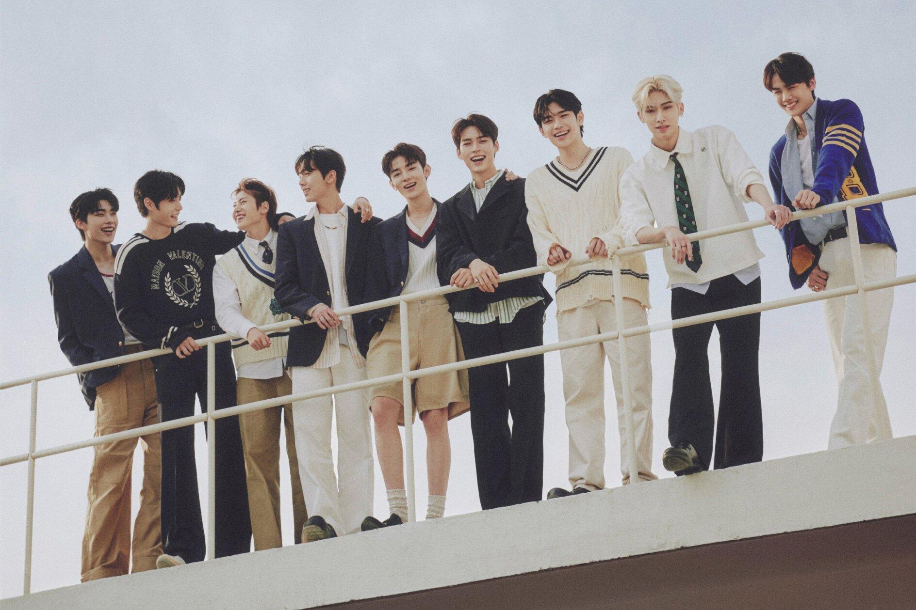 Việc ZEROBASEONE quyết định kéo dài hợp đồng