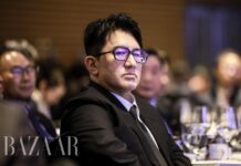 Cơ quan điều tra nghi ngờ rằng Chủ tịch Bang đã nhận được khoảng 30% lợi nhuận từ thương vụ bán cổ phần nói trên, với số tiền trục lợi bất chính ước tính lên tới khoảng 190 tỷ won