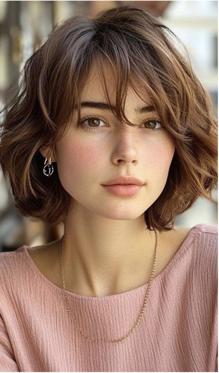 Butterfly bob mang đến vẻ ngoài chỉn chu, sành điệu mà không đòi hỏi bạn phải “đầu tư” quá nhiều công sức mỗi ngày