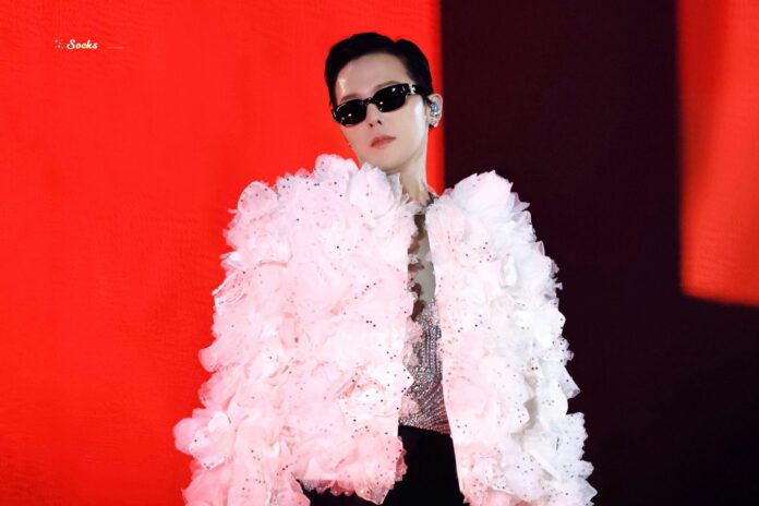 G-DRAGON chia sẻ nhiều điều thú vị trong đêm concert encore ngày 14/12 (Ảnh: Internet)