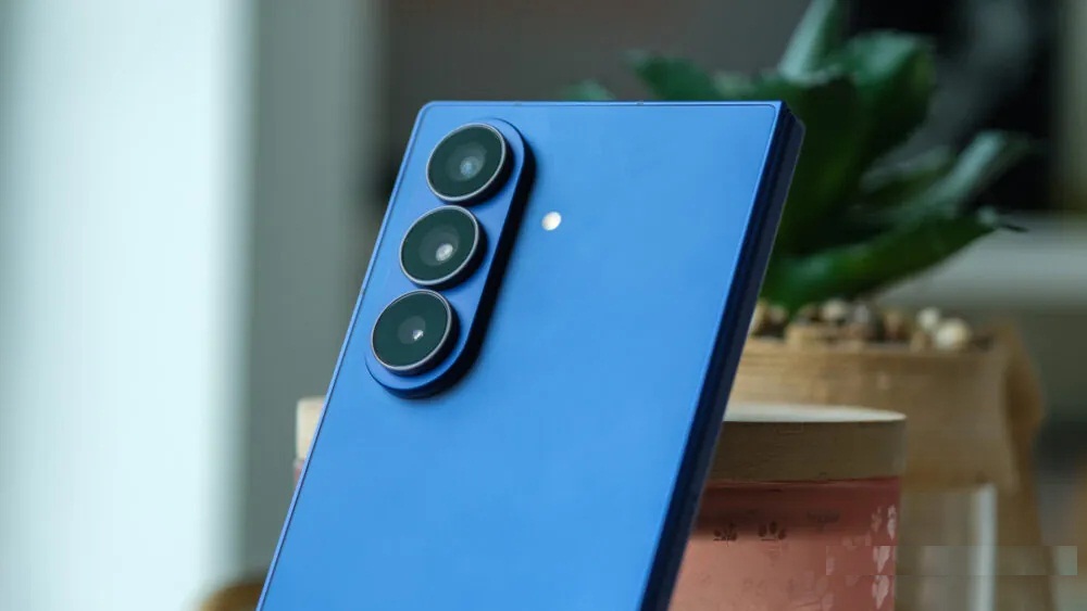 Điện thoại màn hình gập Galaxy Z Fold 7 của Samsung (Ảnh: Internet)