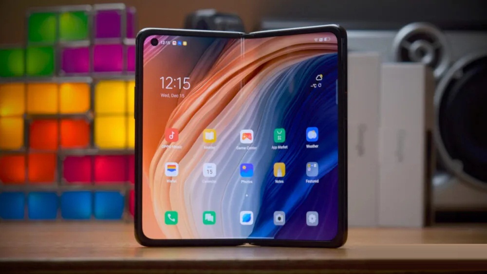 Điện thoại màn hình gập OPPO Find N (Ảnh: Internet)