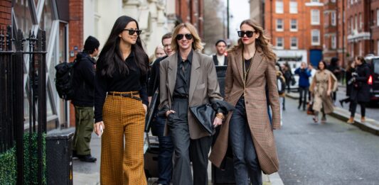 9 cách để tủ đồ tối giản của bạn thêm cá tính, mang đậm “chất riêng” Xây dựng công thức phối đồ mang dấu ấn cá nhân