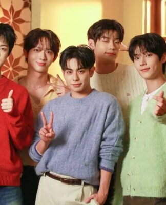 EVNNE thông báo Yoo Seungeon và Ji Yunseo rời nhóm EVNNE trở thành một trong những tân binh nam đáng chú ý của K-pop trong những năm gần đây. Thông tin hai thành viên rời nhóm khiến cộng đồng người hâm mộ bất ngờ, đồng thời mở ra giai đoạn mới cho các hoạt động của nhóm. (Ảnh: Internet)