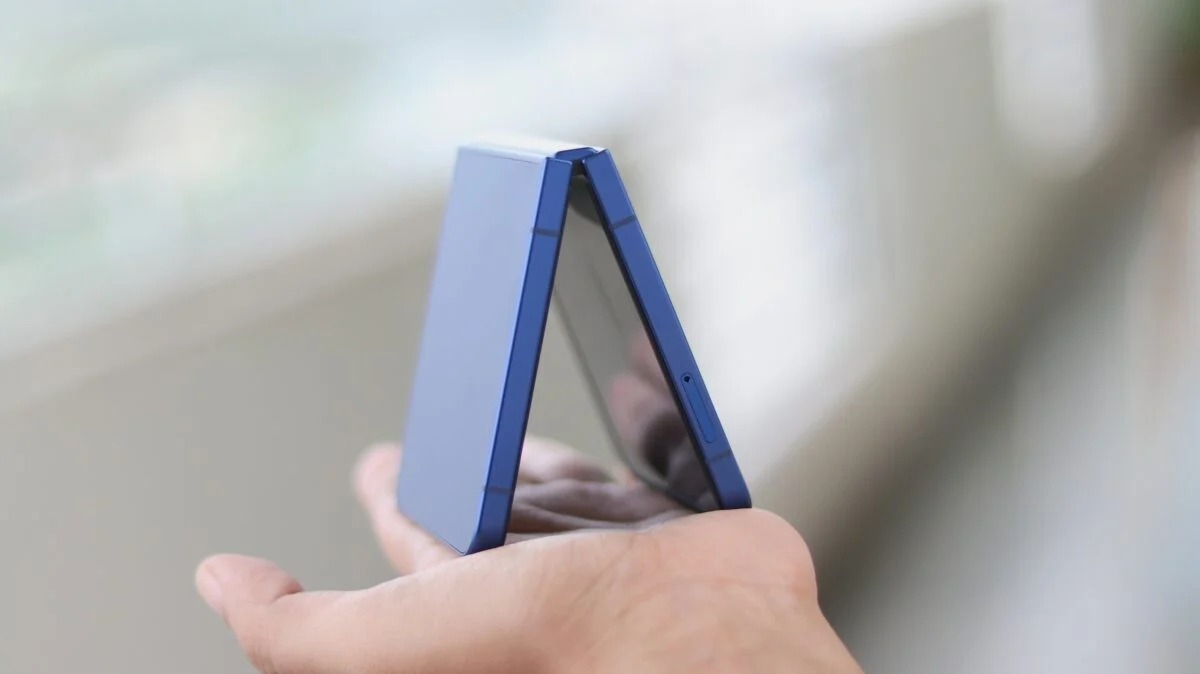 Galaxy Z Flip 8 nhiều khả năng ra mắt vào mùa hè, nhưng mọi thông tin hiện vẫn chỉ dừng ở mức tin đồn (Ảnh: Internet)