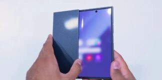 Galaxy Z TriFold gập một phần (Ảnh: Internet)