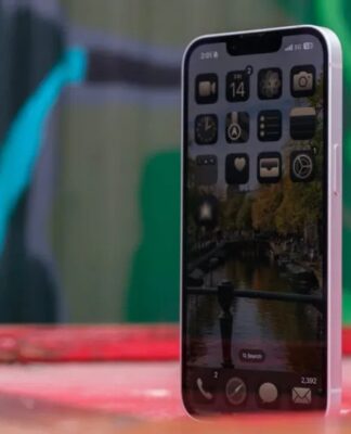 Tại sao iPhone 16e của Apple vẫn chưa thể cạnh tranh với các điện thoại bình dân của Android? Màn hình chính và các nút của iPhone 16e (Ảnh: Internet)