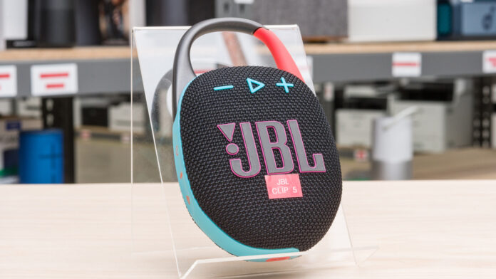 JBL Clip 5 (Ảnh: Internet) JBL Clip 5 (Ảnh: Internet)