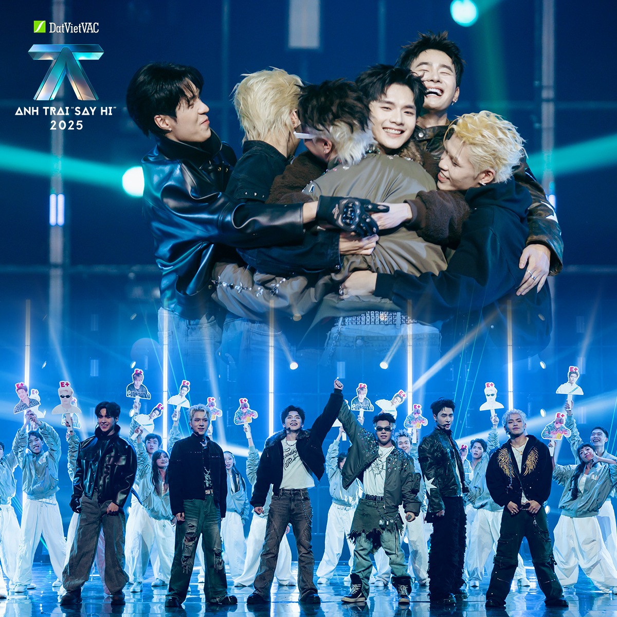 GILL mang team "Chạm" và TEZ lên sân khấu solo của mình (Nguồn: internet)