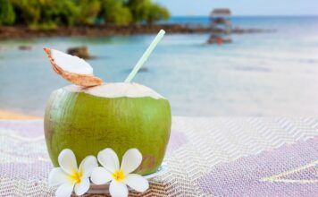 Tại sao nói nước dừa lại là thức uống bổ sung điện giải tự nhiên nước dừa