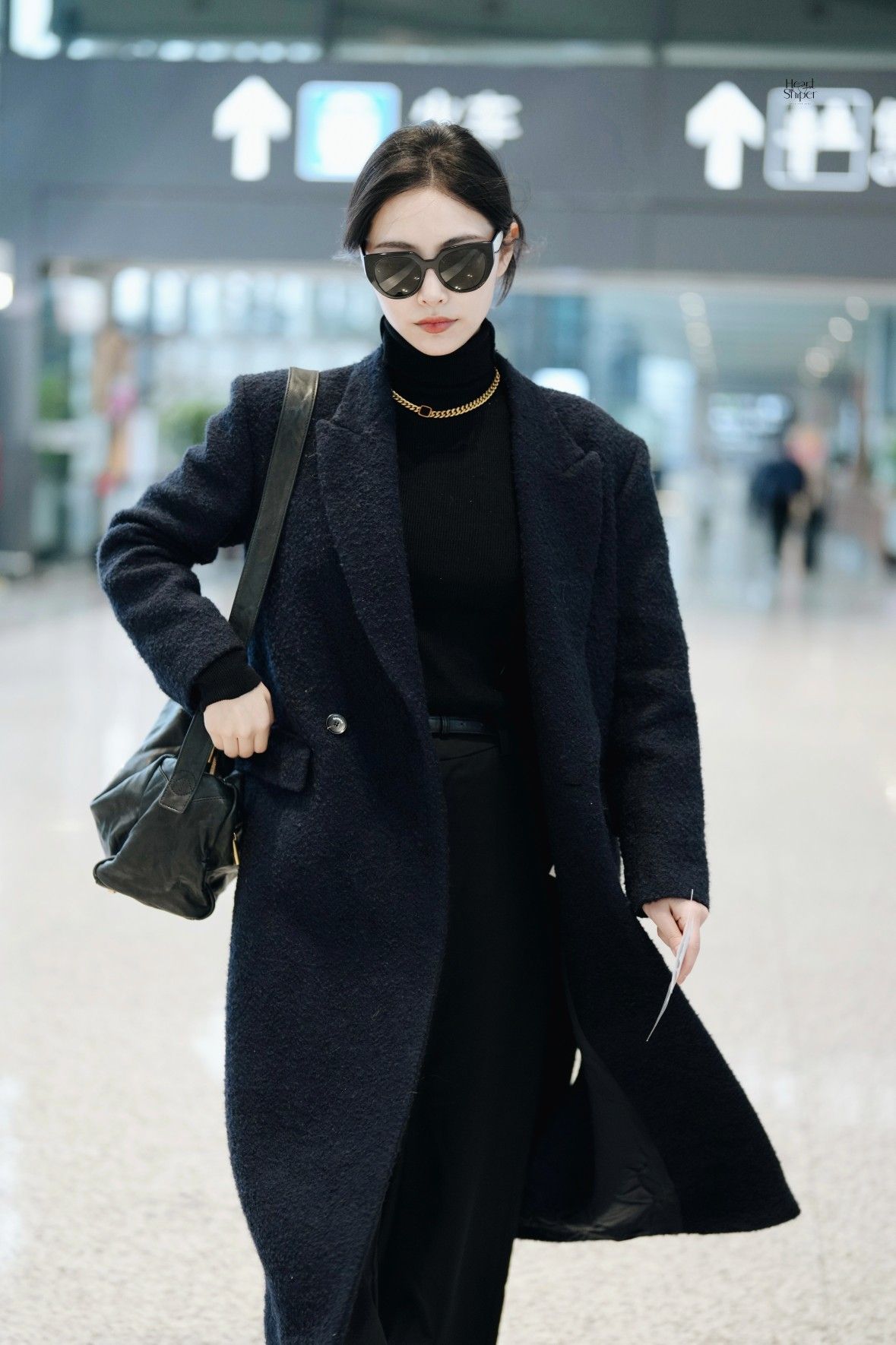 Lưu ý khi chọn áo khoác dài nữ