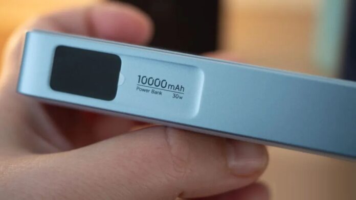 Pin sạc dự phòng UGREEN MagFlow Qi2 10.000mAh (Ảnh: Internet)