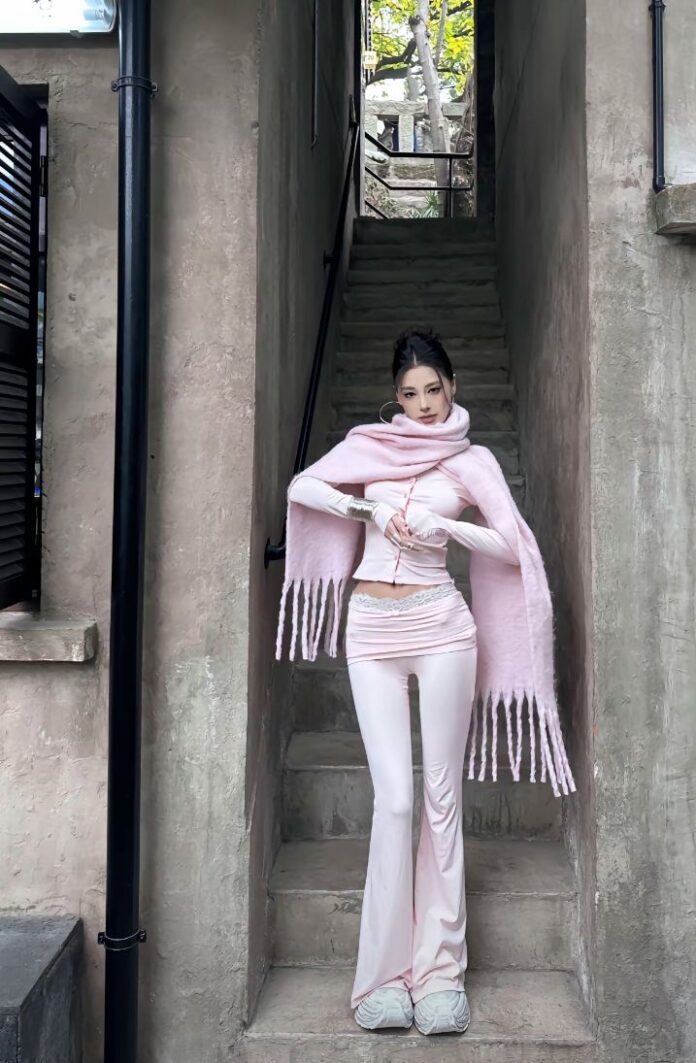 Phối đồ đơn giản mà cực kì xinh