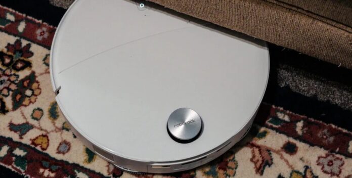 Robot hút bụi lau nhà Roborock Qrevo CurvX 26 (Ảnh: Internet)