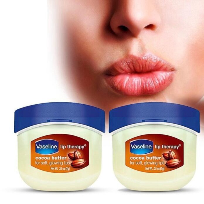 Son dưỡng môi Vaseline không màu