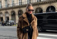 Mặc gì khi đi hẹn hò, tụ họp vào mùa đông? Tham khảo 7 gợi ý thời trang mà vẫn ấm áp dưới đây! thời trang mà vẫn ấm áp Quần jeans tối màu phối áo khoác lông