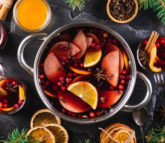 Thức uống Giáng sinh Mulled Grape Juice Punch