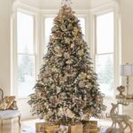 10 ý tưởng trang trí Giáng sinh lung linh cho ngôi nhà mùa lễ hội Cây thông màu champagne