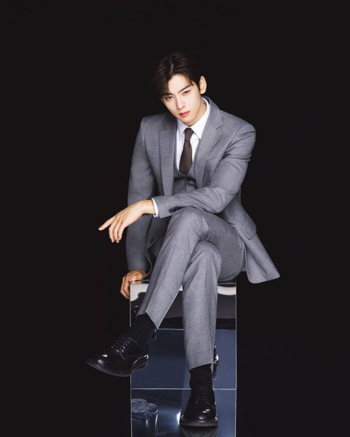 Trước áp lực dư luận, Fantagio đã nhanh chóng đưa ra tuyên bố chính thức