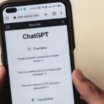 ChatGPT triển khai các biện pháp kiểm soát độ tuổi người dùng giống như YouTube (Ảnh: Internet)