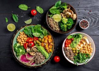 Chế độ ăn chống viêm là một phương pháp ăn uống tập trung vào thực phẩm có lợi cho cơ thể, giúp giảm phản ứng viêm và hỗ trợ chức năng miễn dịch