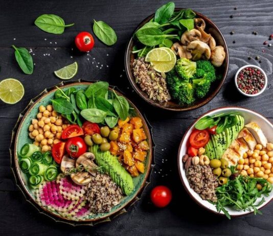 Chế độ ăn chống viêm: Nền tảng dinh dưỡng giúp bảo vệ sức khỏe lâu dài Chế độ ăn chống viêm là một phương pháp ăn uống tập trung vào thực phẩm có lợi cho cơ thể, giúp giảm phản ứng viêm và hỗ trợ chức năng miễn dịch