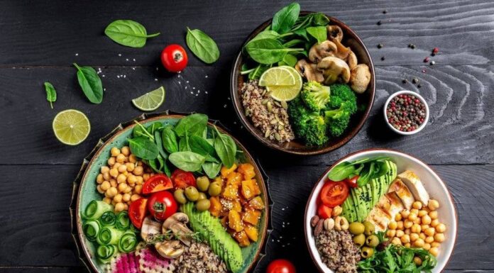 Chế độ ăn chống viêm: Nền tảng dinh dưỡng giúp bảo vệ sức khỏe lâu dài Chế độ ăn chống viêm là một phương pháp ăn uống tập trung vào thực phẩm có lợi cho cơ thể, giúp giảm phản ứng viêm và hỗ trợ chức năng miễn dịch