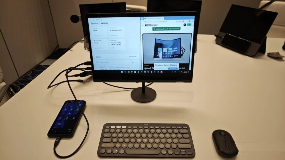 Giao diện Windows 11 của điện thoại NexPhone (Ảnh: Internet)