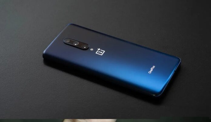 Điện thoại OnePlus 7 Pro (Ảnh: Internet) Điện thoại OnePlus 7 Pro (Ảnh: Internet)