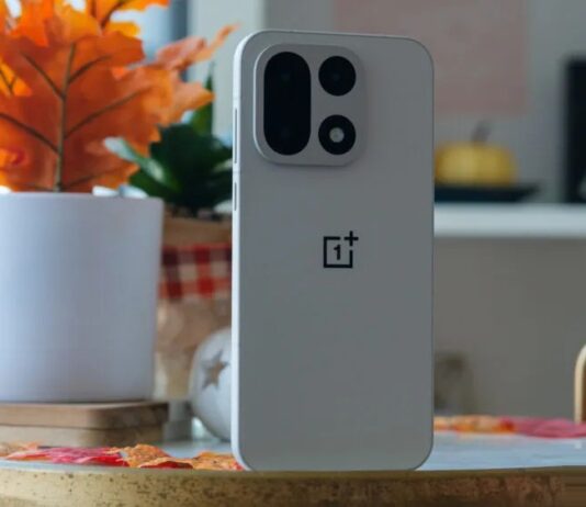Điện thoại OnePlus 15 (Ảnh: Internet)