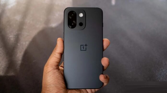 Điện thoại OnePlus 13s (Ảnh: Internet)